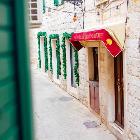 Апартаменты Old Town Manono Сплит