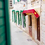 Apartment Old Town Manono Split