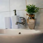 Apartment Old Town Manono