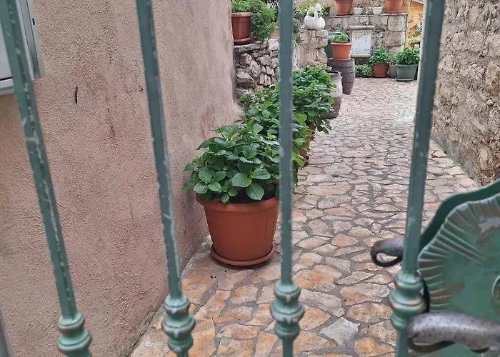 Old Town Manono Σπλιτ